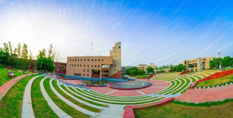 Delhi Technological University campus view 4